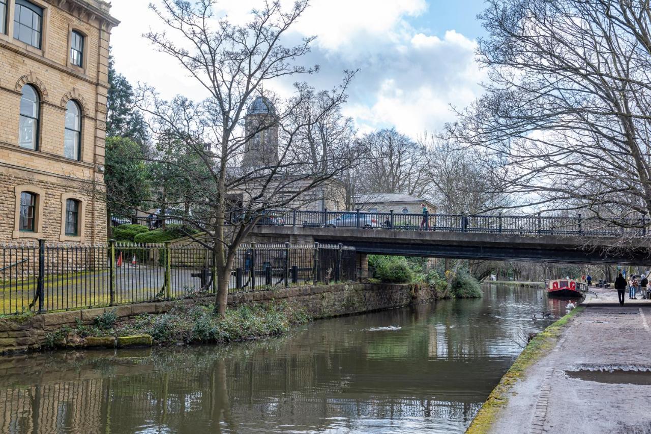 Riverside Balcony Apartment With Parking Just Minutes To Saltaire Шипли Экстерьер фото