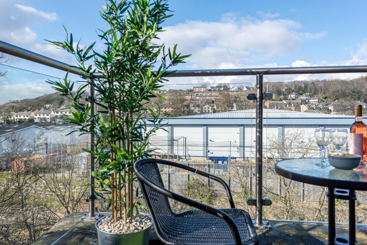 Riverside Balcony Apartment With Parking Just Minutes To Saltaire Шипли Экстерьер фото